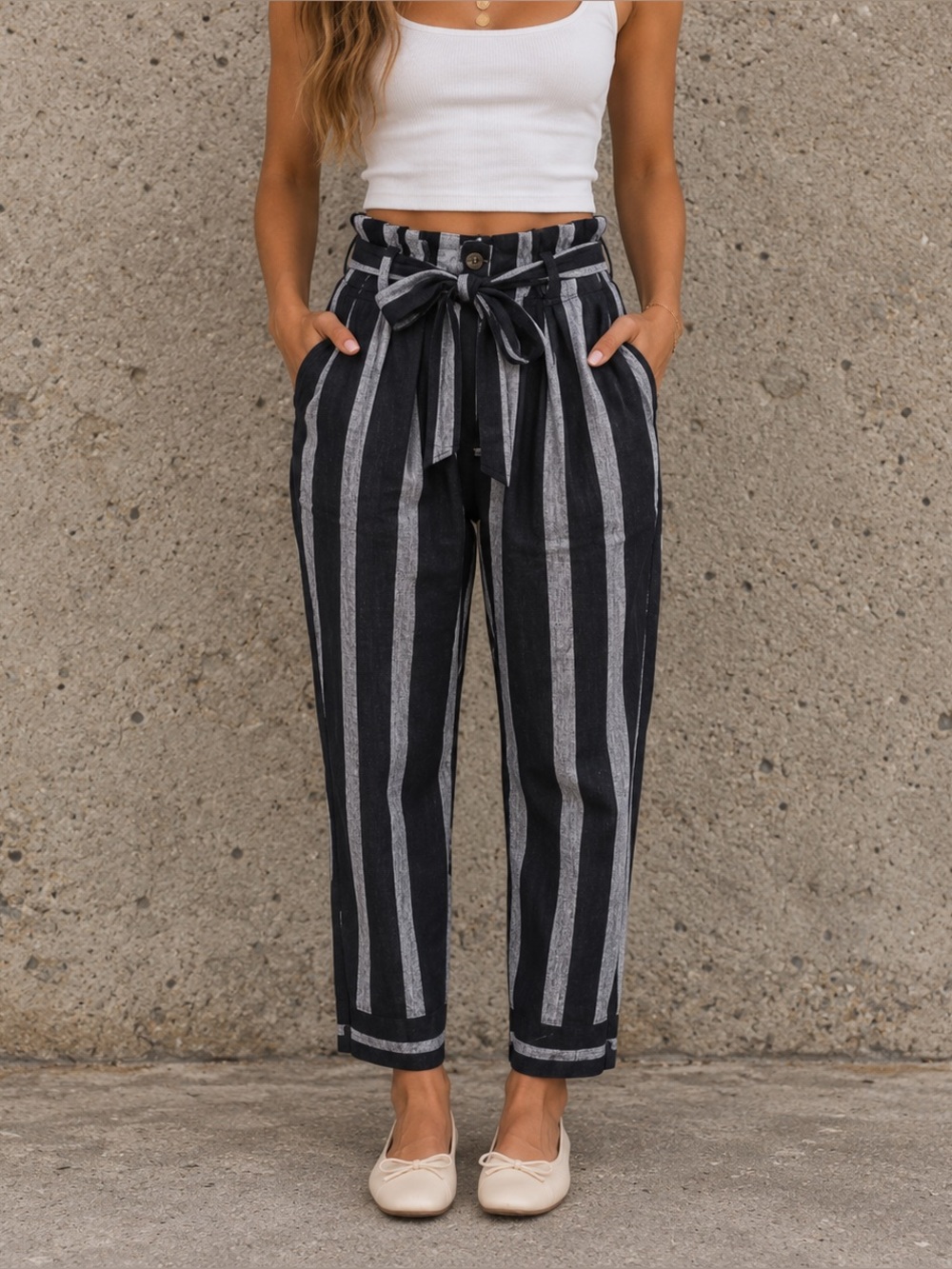 Paperbag pants gray and black stripe womens size 2 who what wear belted trousers